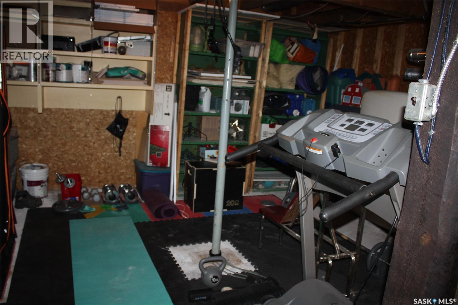 200 3rd Street, Dundurn, Saskatchewan  S0K 1K0 - Photo 24 - SK029549