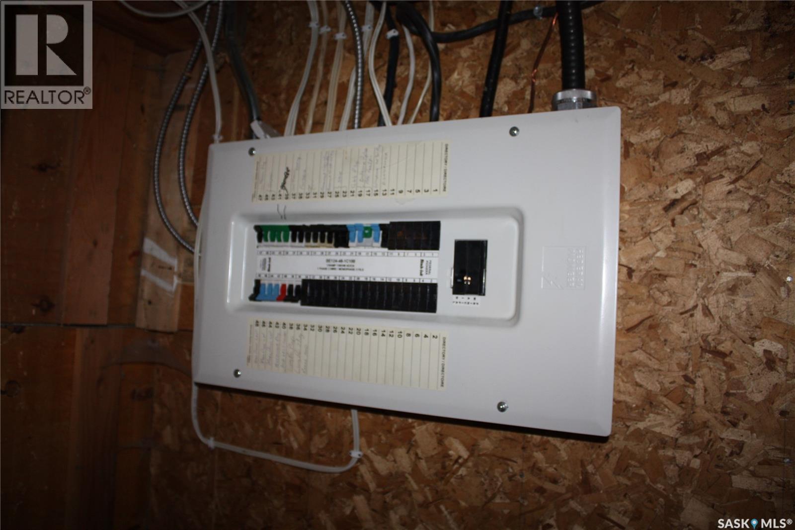 200 3rd Street, Dundurn, Saskatchewan  S0K 1K0 - Photo 28 - SK029549