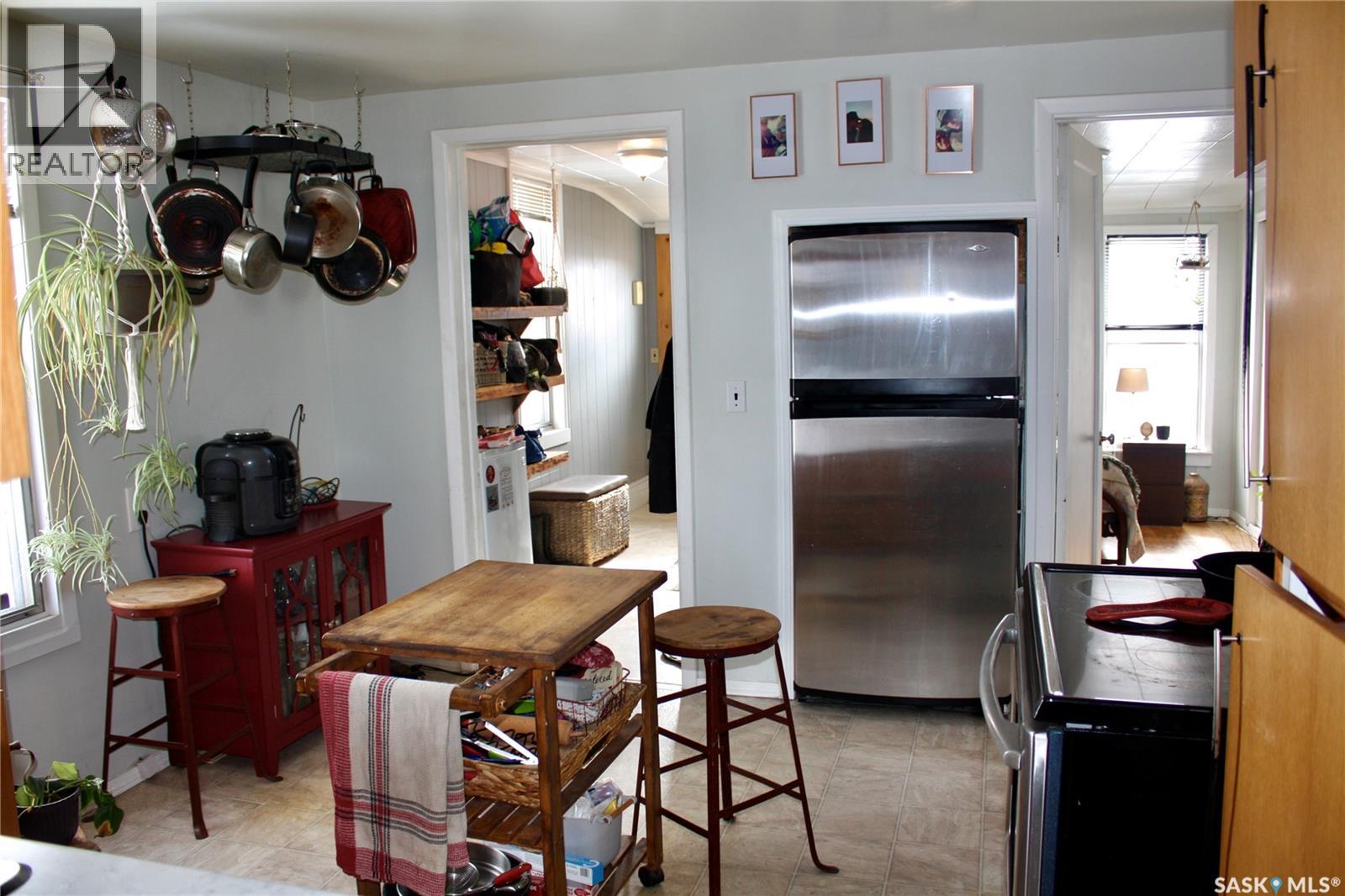 200 3rd Street, Dundurn, Saskatchewan  S0K 1K0 - Photo 7 - SK029549