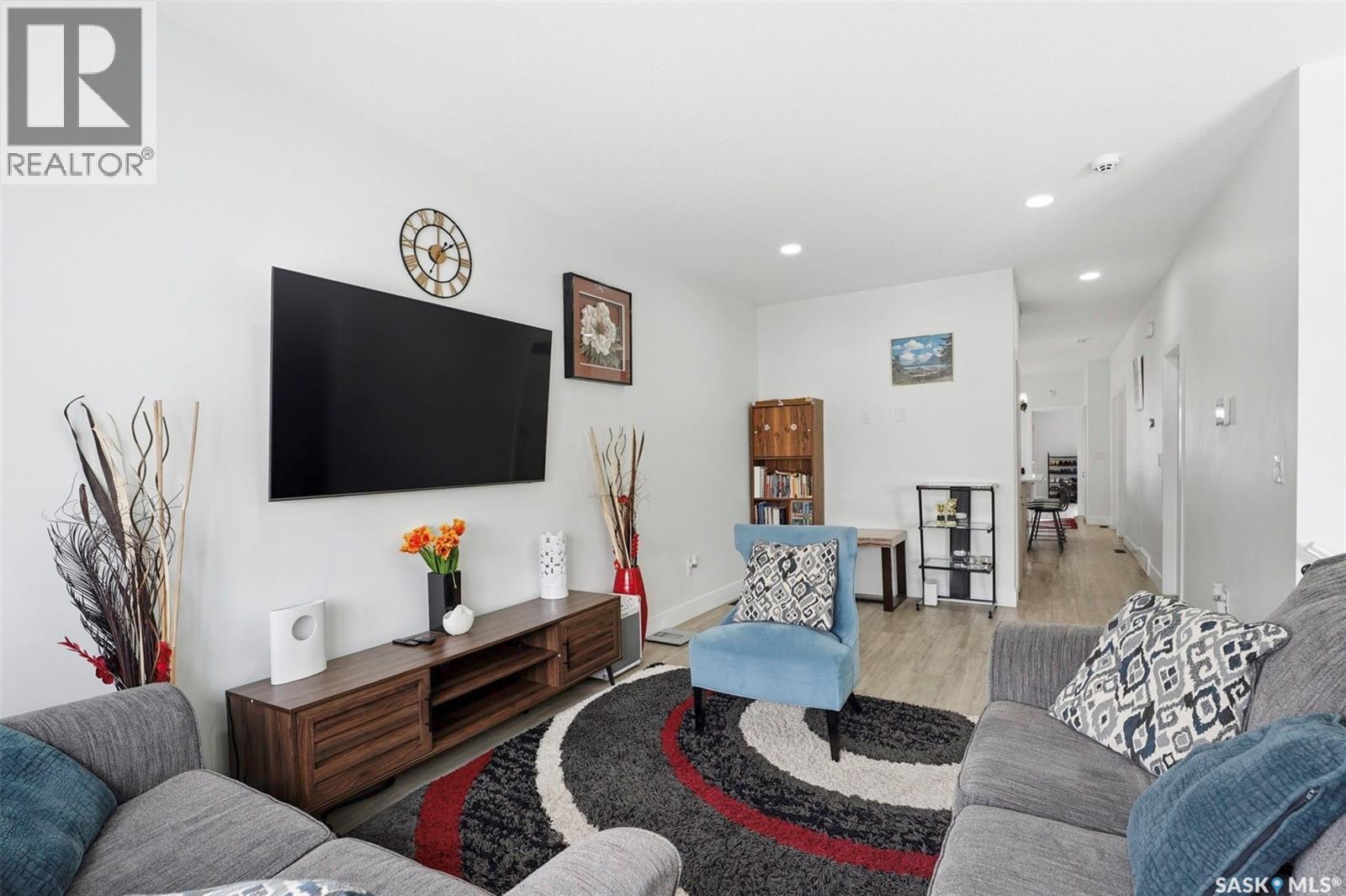 660 Feheregyhazi Boulevard, Saskatoon, Saskatchewan  S7W 1C4 - Photo 6 - SK029545