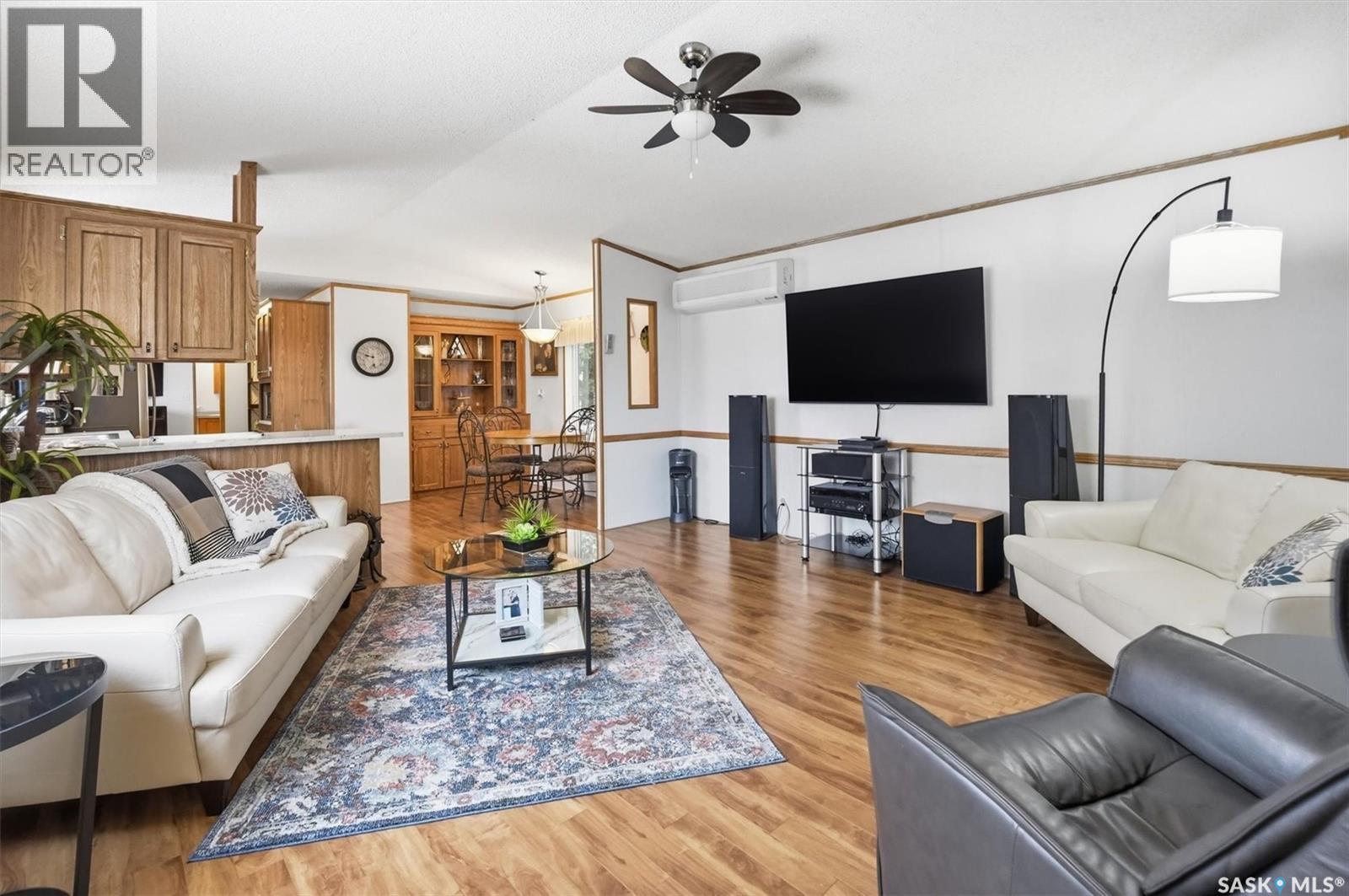 106 Lochrie Crescent, Saskatoon, Saskatchewan  S7M 5E4 - Photo 4 - SK029499