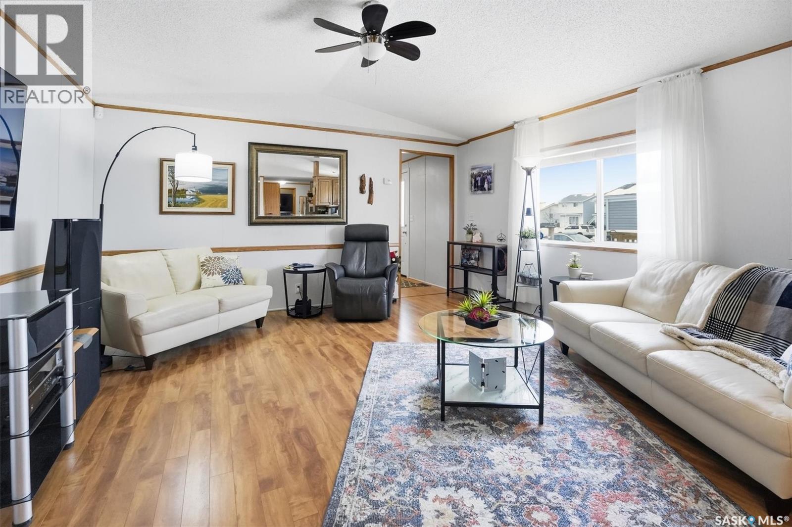 106 Lochrie Crescent, Saskatoon, Saskatchewan  S7M 5E4 - Photo 6 - SK029499