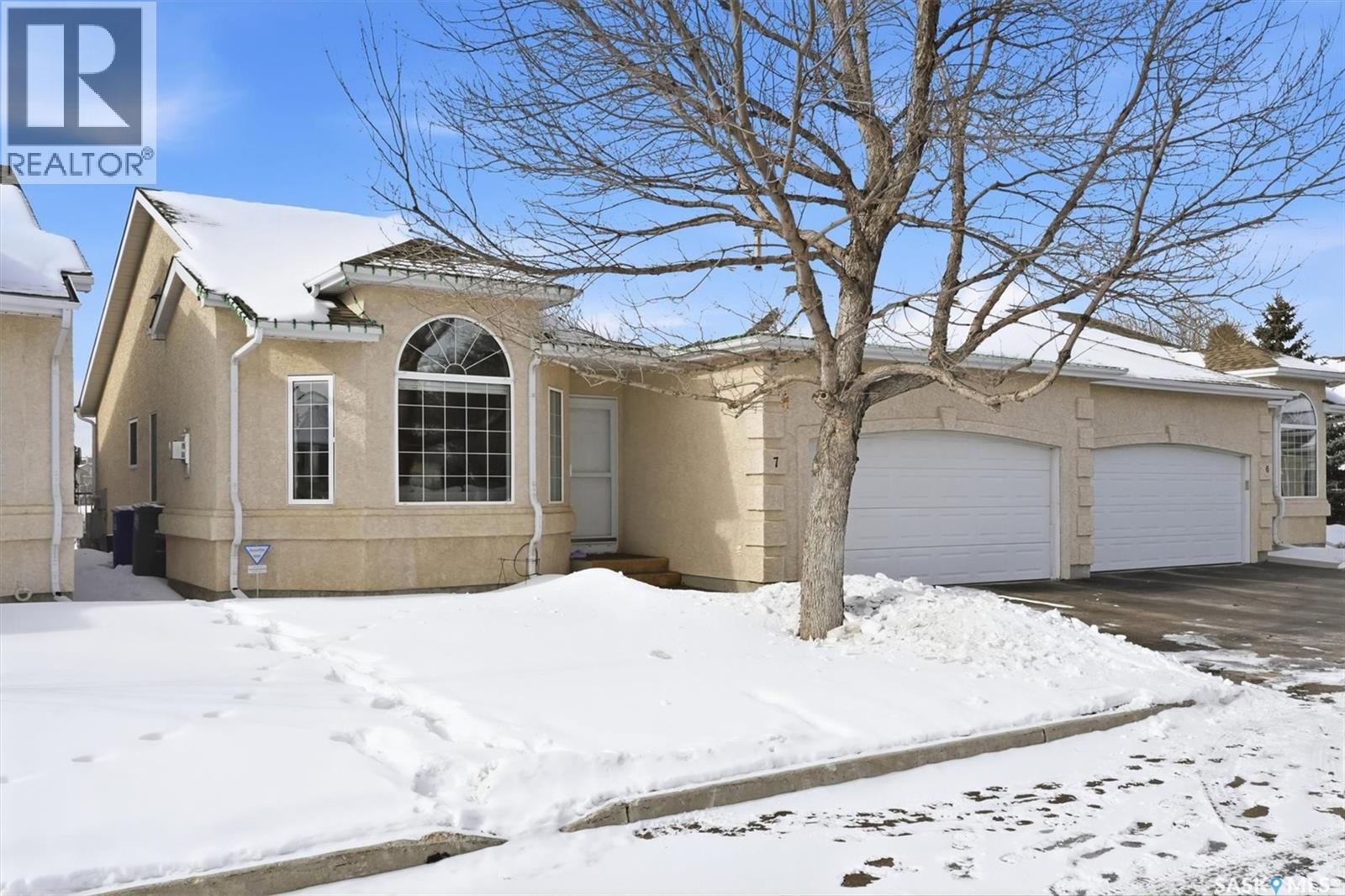 7 927 Heritage VIEW, saskatoon, Saskatchewan