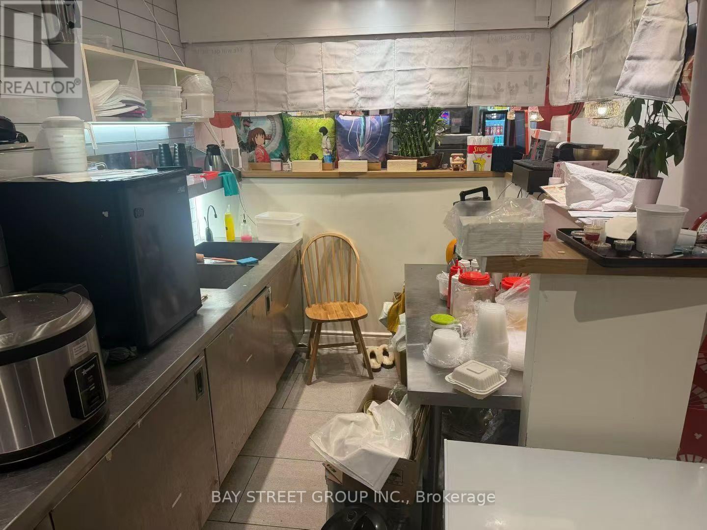 Main - 5315 Yonge Street, Toronto, Ontario  M2N 5R4 - Photo 4 - C12810532