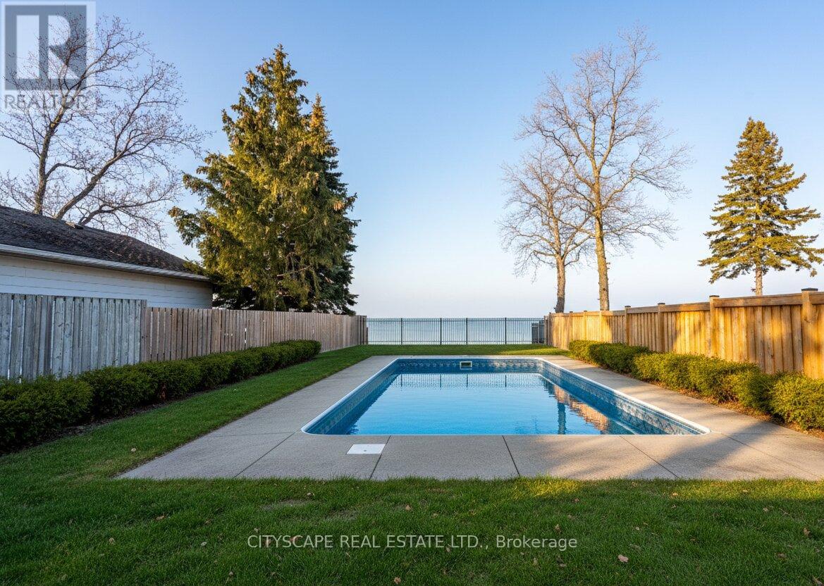 6 Campview Road, Hamilton, Ontario  L8E 5E2 - Photo 4 - X12828262