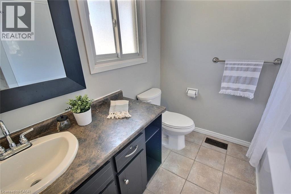 155 Bakersfield Drive, Cambridge, Ontario  N1R 6X9 - Photo 15 - 40807685