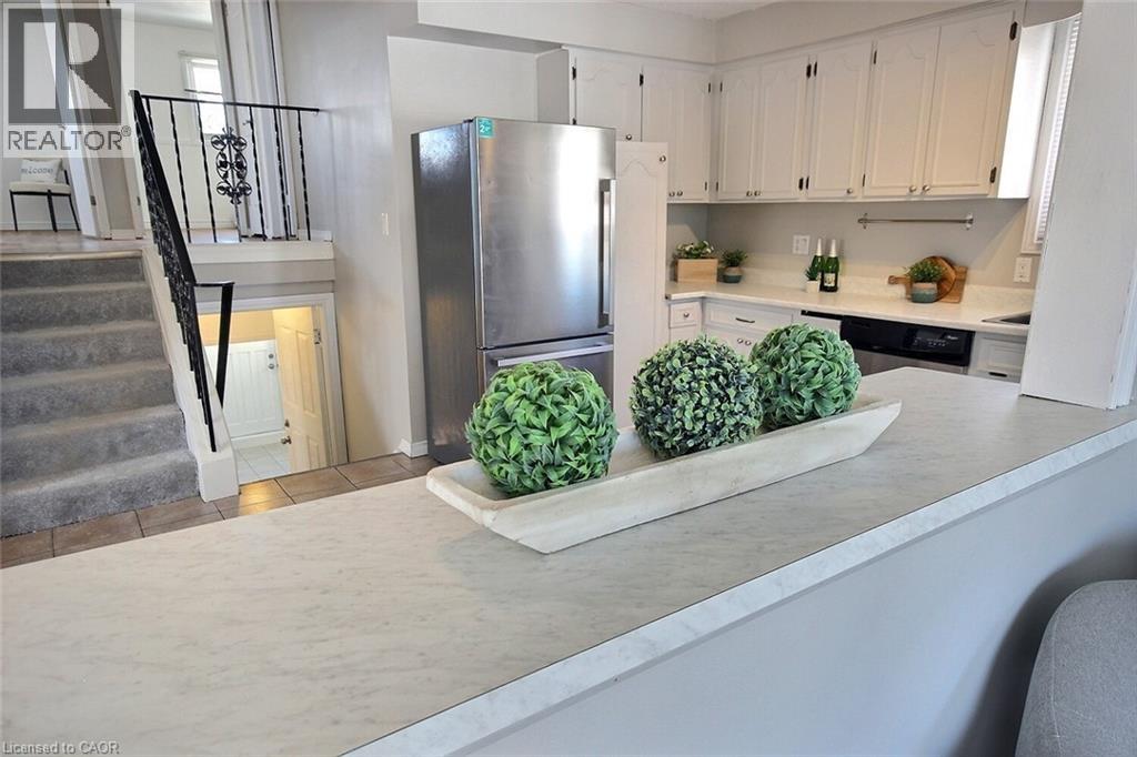 155 Bakersfield Drive, Cambridge, Ontario  N1R 6X9 - Photo 5 - 40807685