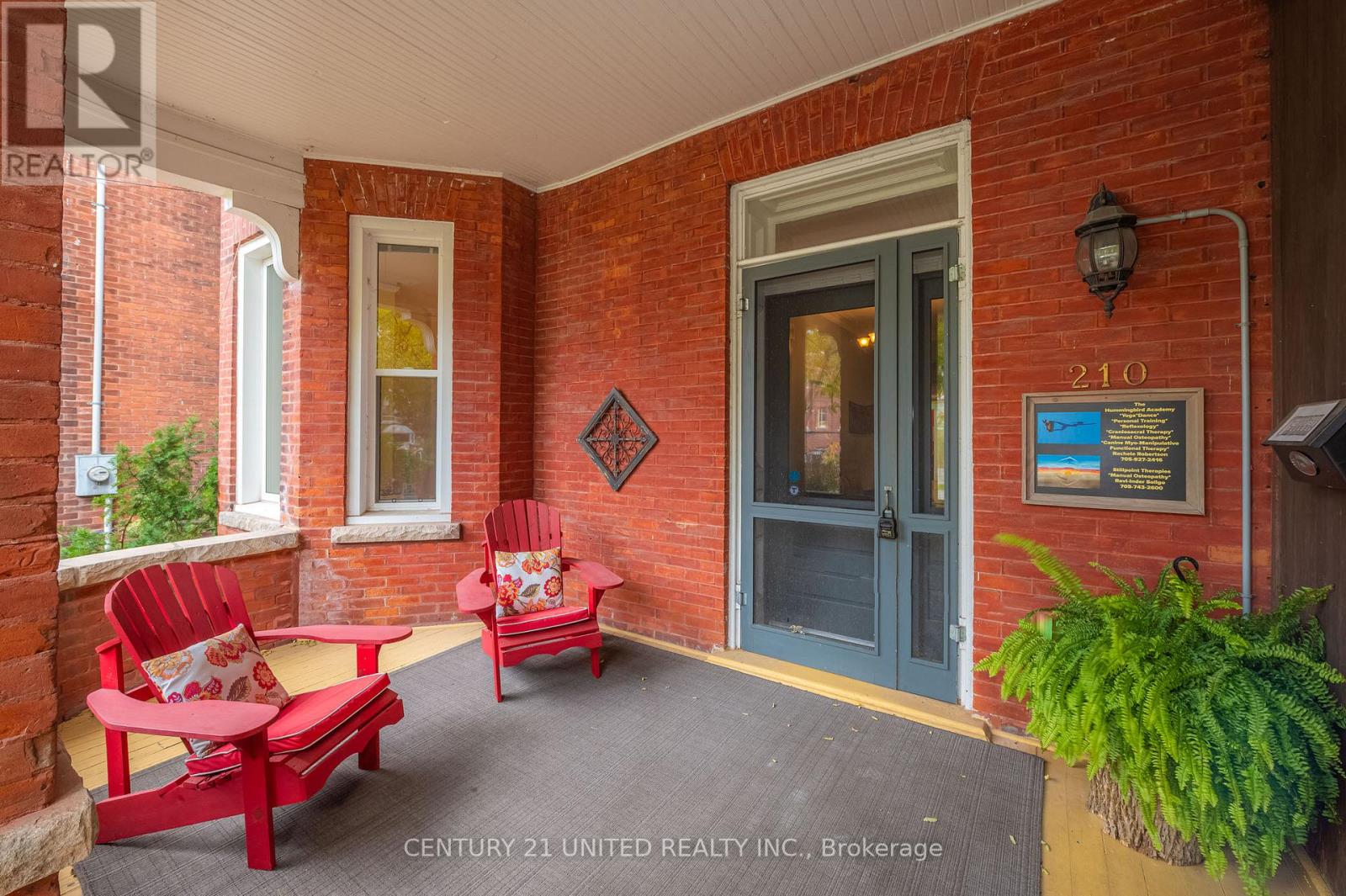 210 Mcdonnel Street, Peterborough, Ontario  K9H 2V9 - Photo 1 - X12839038