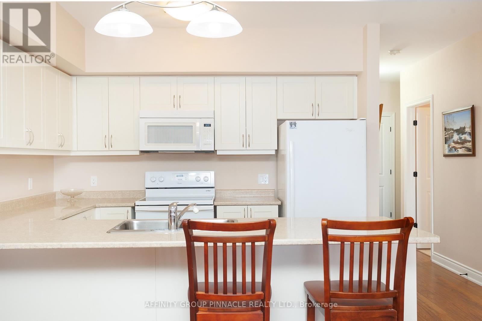 103 - 94 Francis Street W, Kawartha Lakes (Fenelon Falls), Ontario  K0M 1N0 - Photo 12 - X12839114