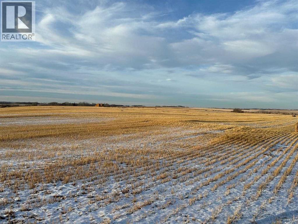In Kneehill County, Rural Kneehill County, Alberta  T0M 2A0 - Photo 13 - A2272056