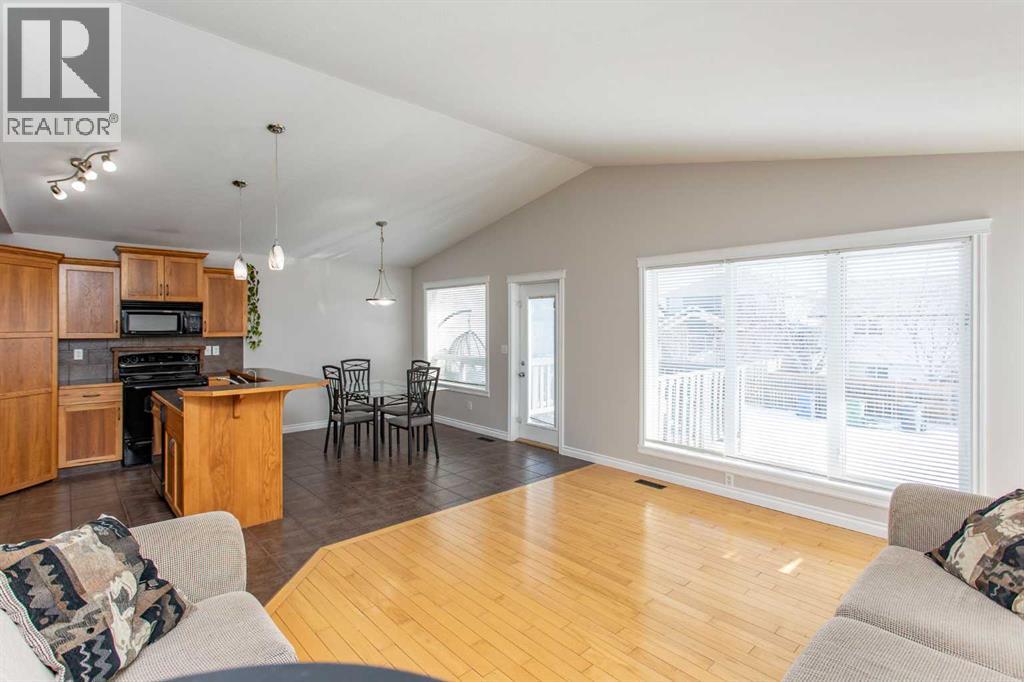 121 Jordan Parkway, Red Deer, Alberta  T4P 4G3 - Photo 12 - A2289282