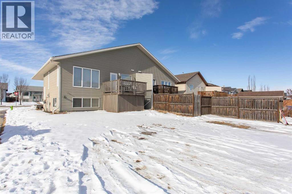 121 Jordan Parkway, Red Deer, Alberta  T4P 4G3 - Photo 28 - A2289282