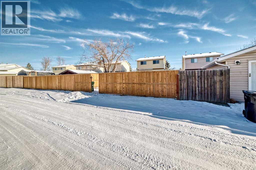 60 Erin Mount Crescent Se, Calgary, Alberta  T2B 2S3 - Photo 44 - A2282304