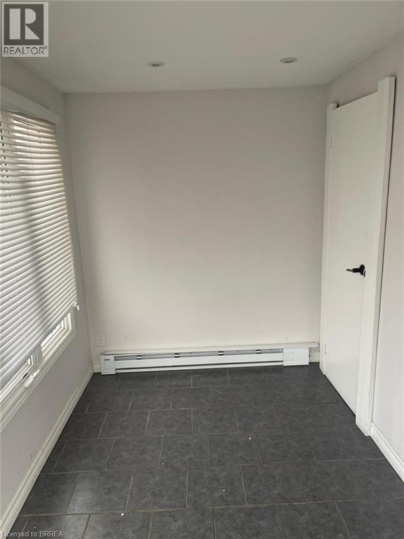 258 Wellington Road, London, Ontario  N6C 4N5 - Photo 2 - 40807615