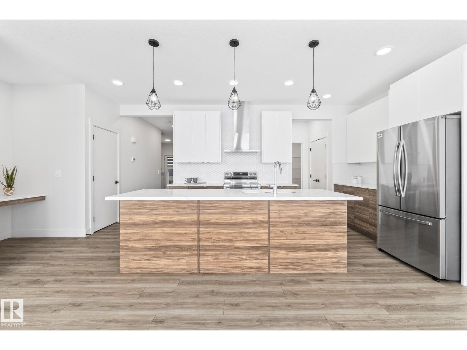 1009 Goldfinch Wy Nw, Edmonton, Alberta  T5S 0P9 - Photo 4 - E4475495