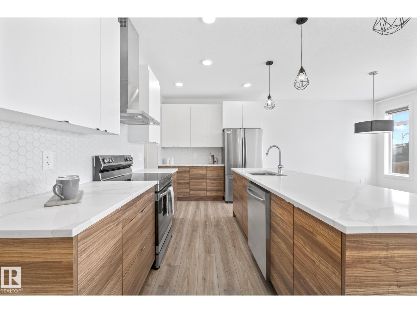 1009 Goldfinch Wy Nw, Edmonton, Alberta  T5S 0P9 - Photo 7 - E4475495