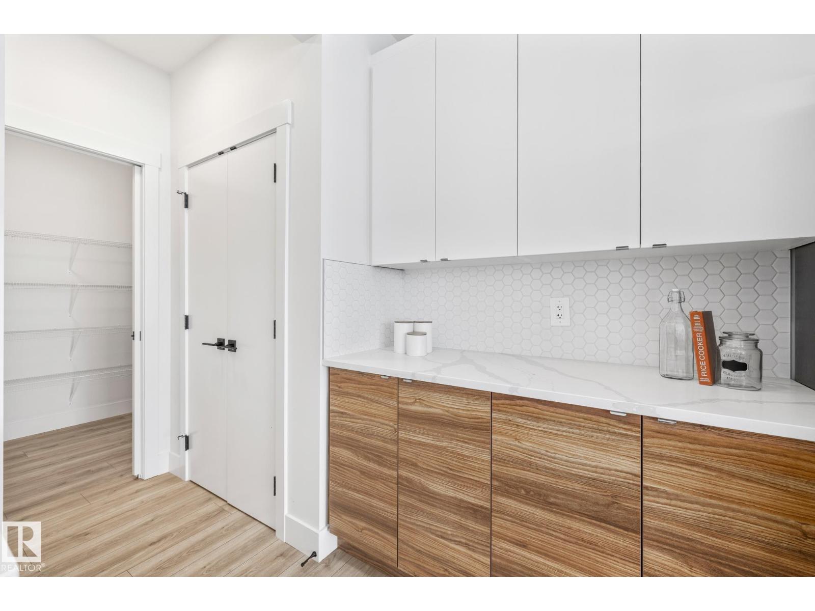 1009 Goldfinch Wy Nw, Edmonton, Alberta  T5S 0P9 - Photo 11 - E4475495