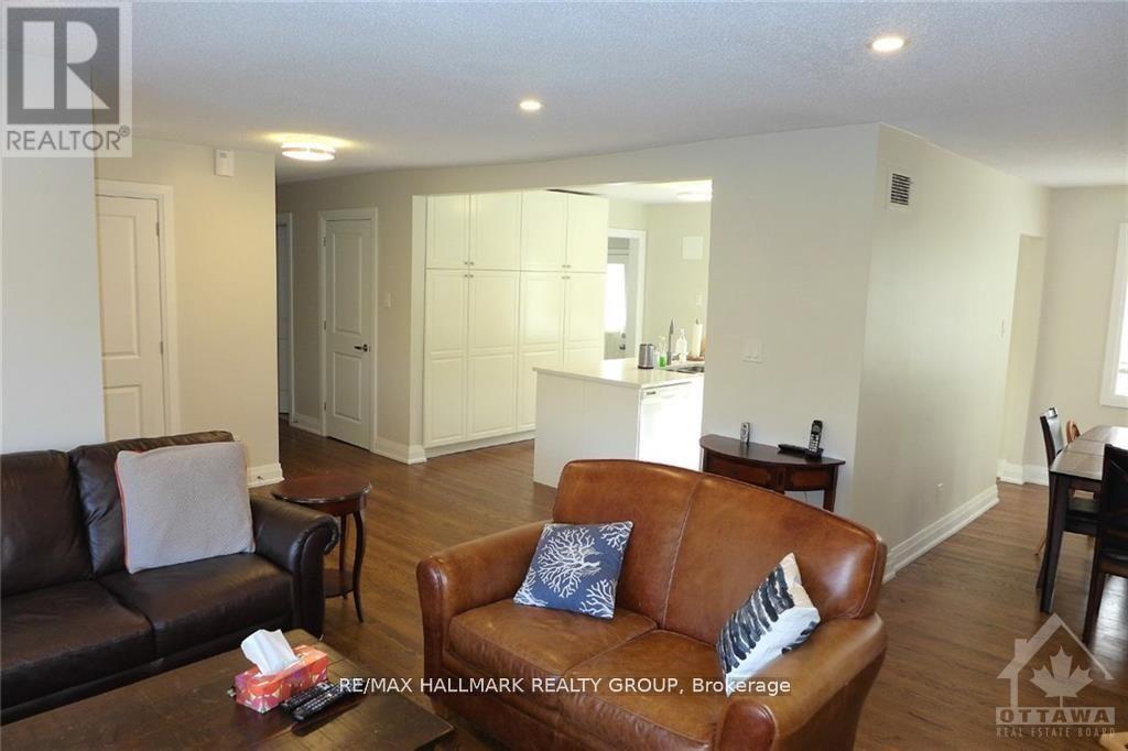 186 Balmoral Place, Ottawa, Ontario  K1H 5E5 - Photo 9 - X12839048