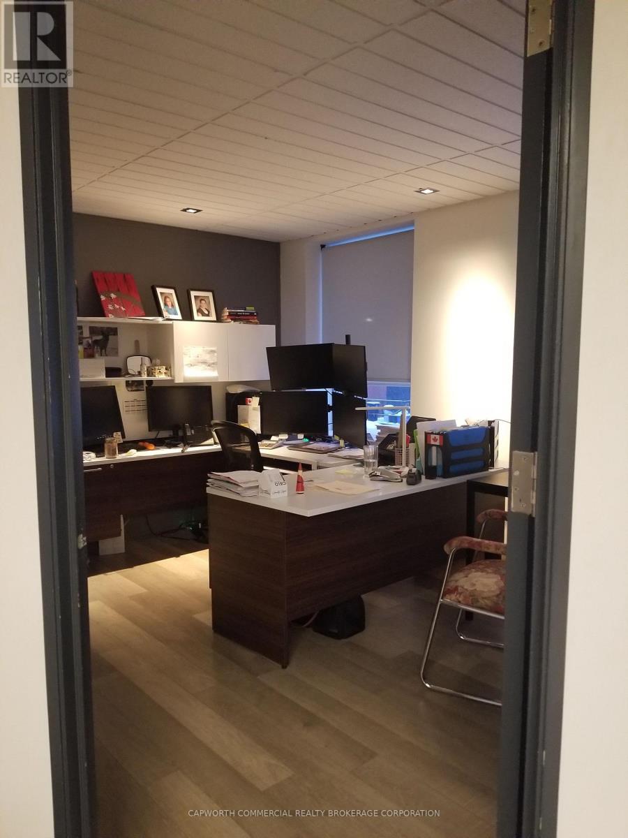 1479 Laperriere Avenue, Ottawa, Ontario  K1Z 7S8 - Photo 32 - X12839078