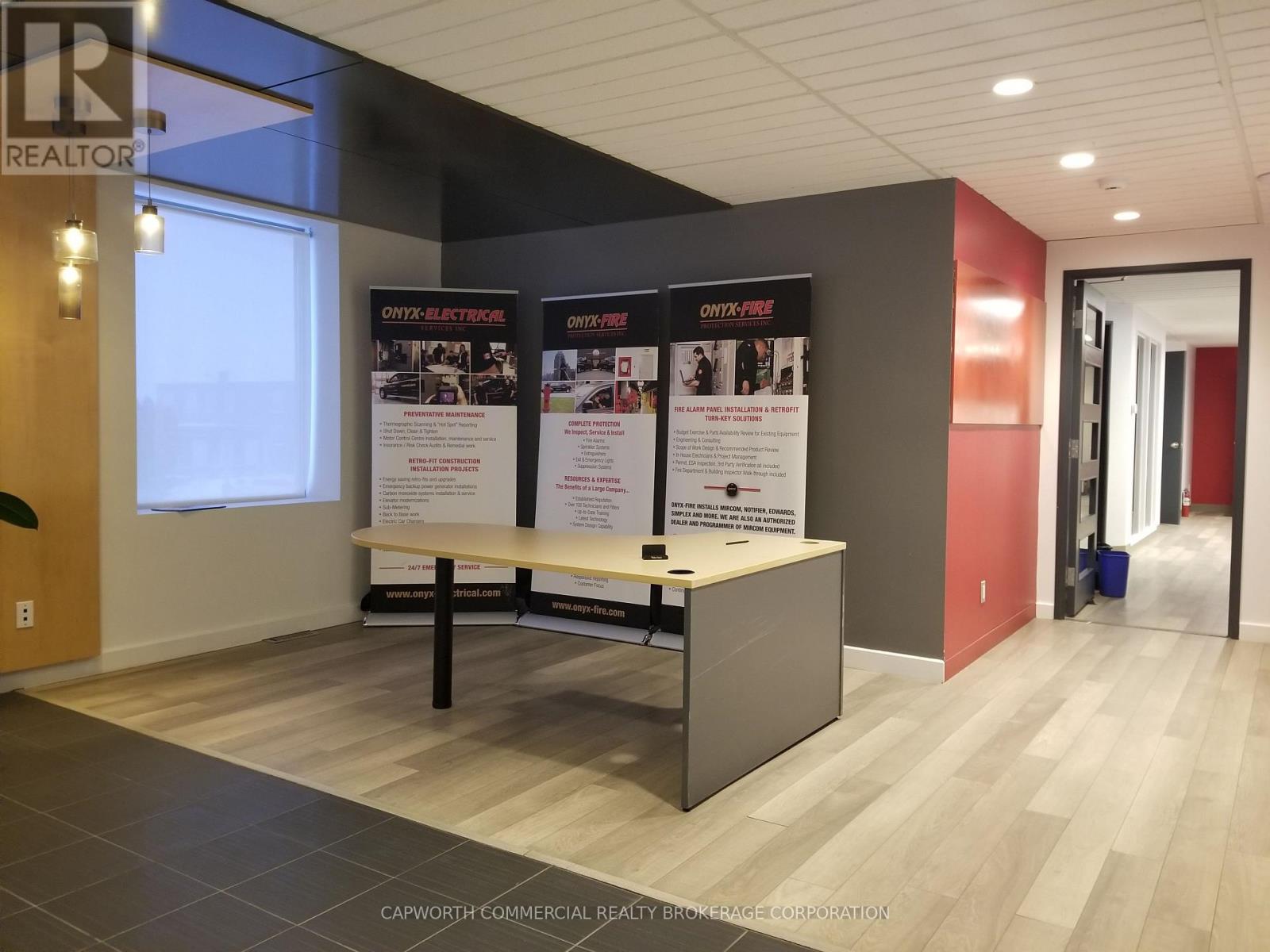 1479 Laperriere Avenue, Ottawa, Ontario  K1Z 7S8 - Photo 4 - X12839078