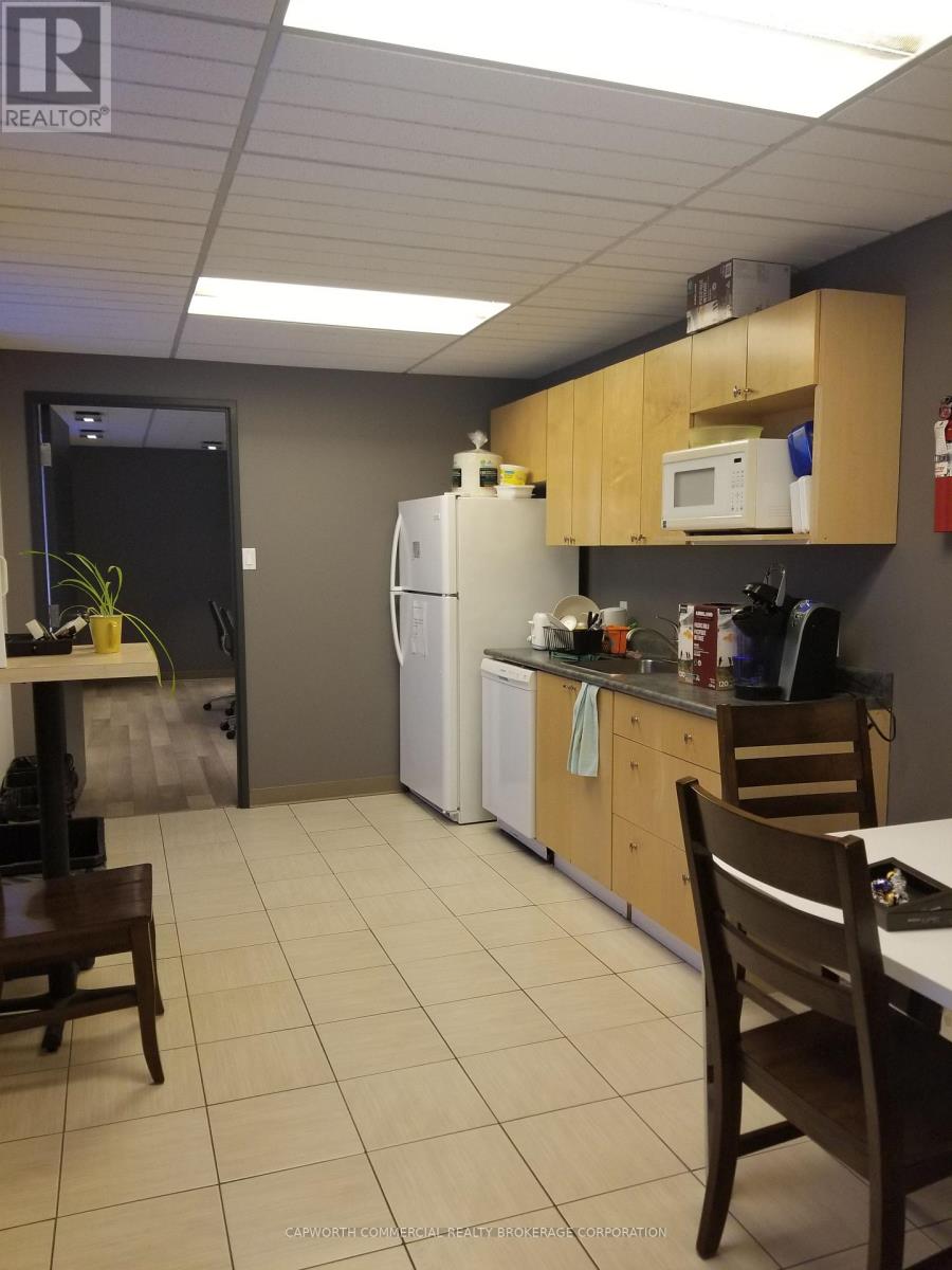 1479 Laperriere Avenue, Ottawa, Ontario  K1Z 7S8 - Photo 8 - X12839078