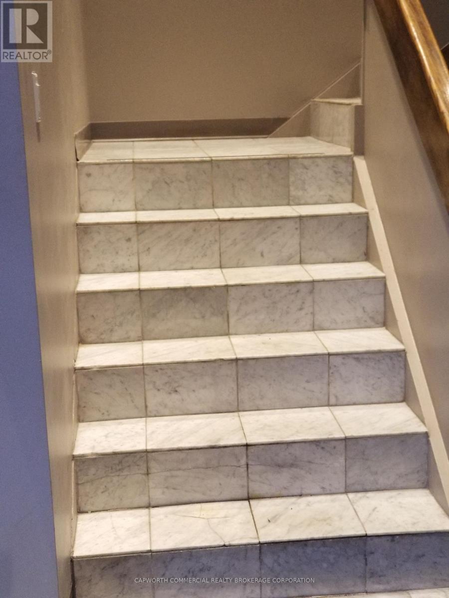 1479 Laperriere Avenue, Ottawa, Ontario  K1Z 7S8 - Photo 9 - X12839078