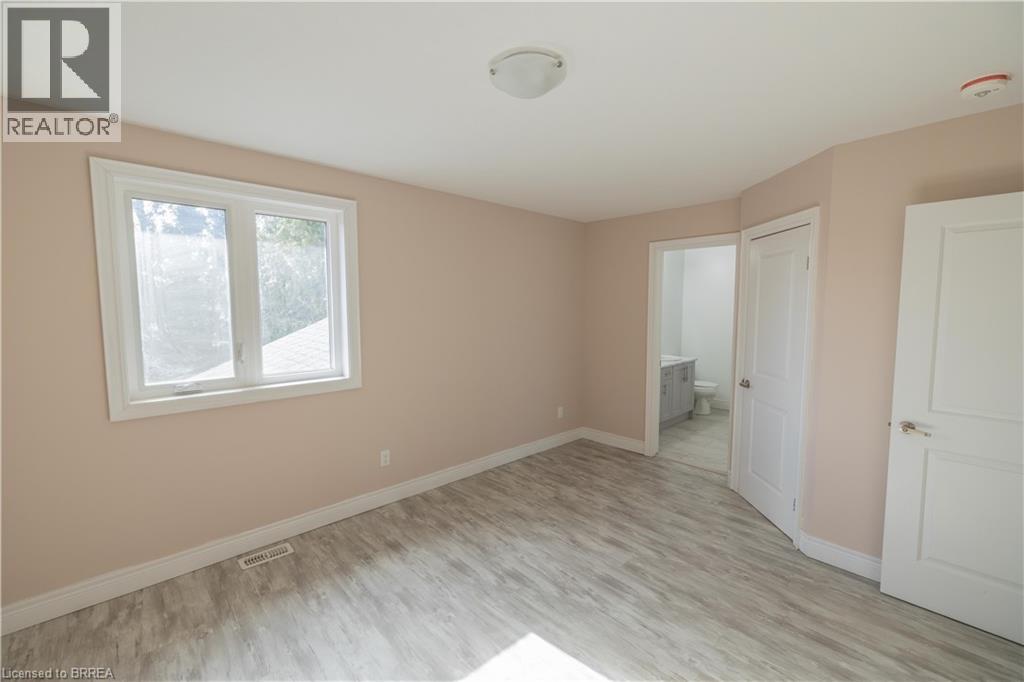 72 Balfour Street, Brantford, Ontario  N3T 1J7 - Photo 6 - 40809113