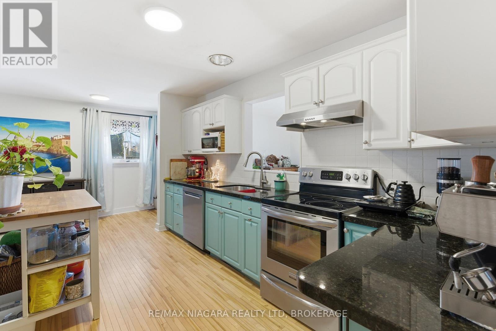 5 Pawling Street, St. Catharines, Ontario  L2N 5M1 - Photo 18 - X12839100