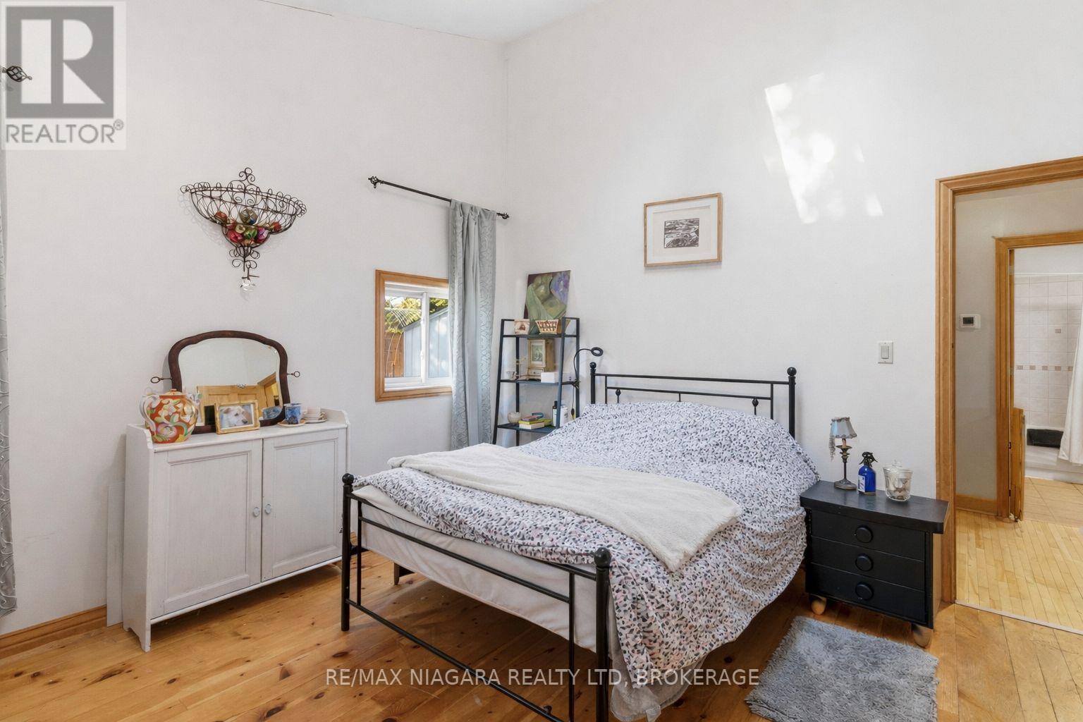 5 Pawling Street, St. Catharines, Ontario  L2N 5M1 - Photo 20 - X12839100