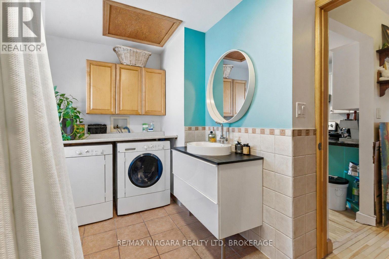 5 Pawling Street, St. Catharines, Ontario  L2N 5M1 - Photo 23 - X12839100