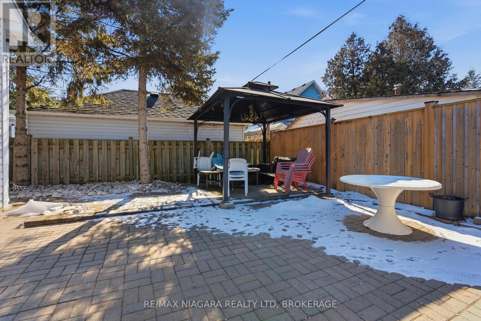 5 Pawling Street, St. Catharines, Ontario  L2N 5M1 - Photo 32 - X12839100