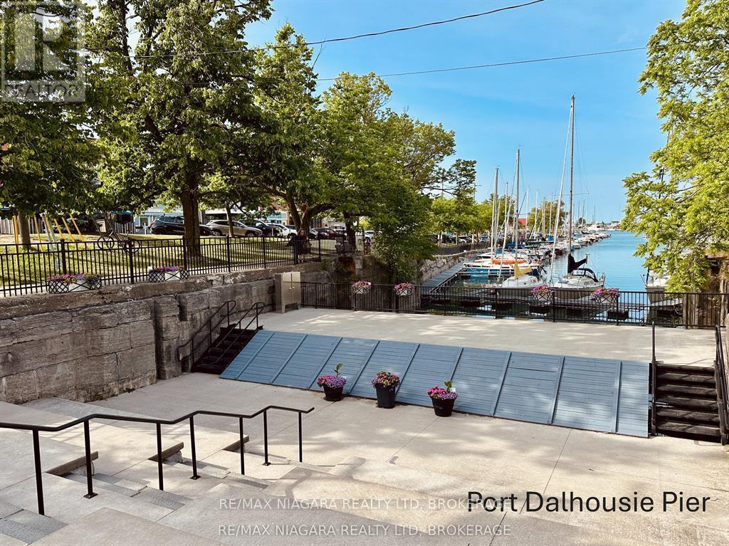 5 Pawling Street, St. Catharines, Ontario  L2N 5M1 - Photo 40 - X12839100