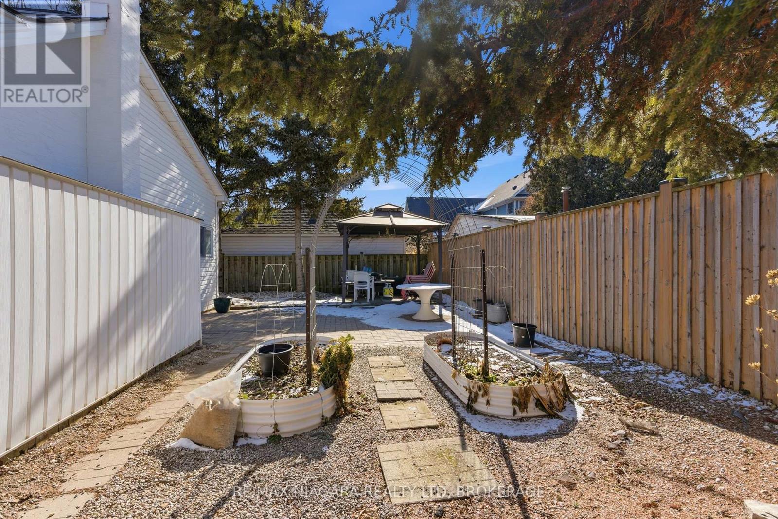 5 Pawling Street, St. Catharines, Ontario  L2N 5M1 - Photo 44 - X12839100