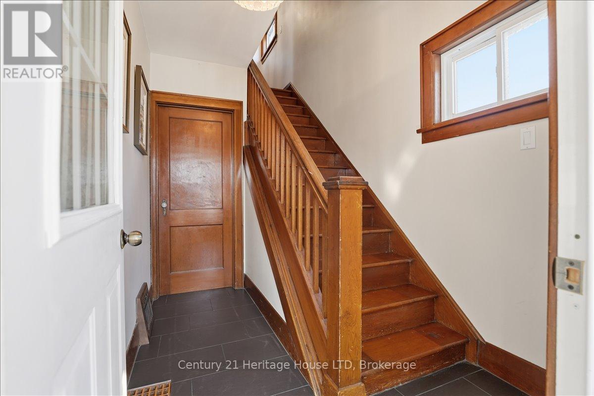 282 Beatrice Street, Welland (Lincoln/crowland), Ontario  L3B 2Z7 - Photo 15 - X12839118