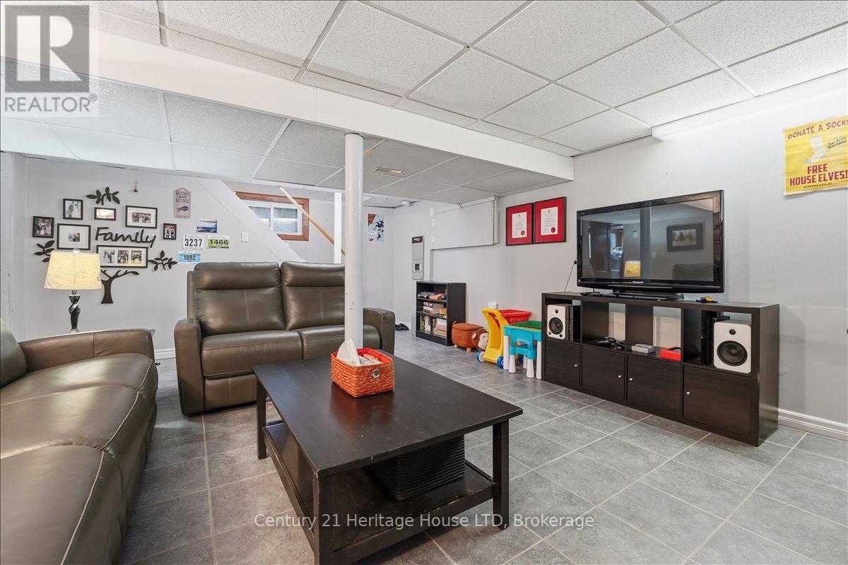 282 Beatrice Street, Welland (Lincoln/crowland), Ontario  L3B 2Z7 - Photo 24 - X12839118