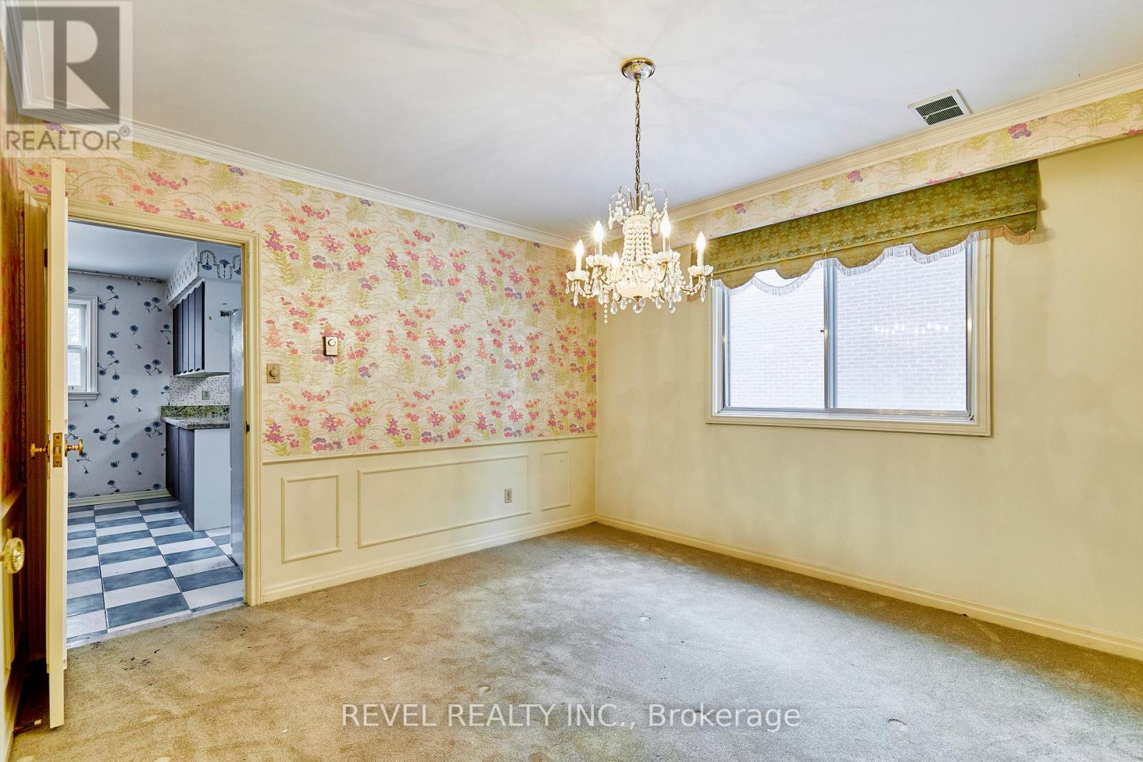 124 Forest Heights Boulevard, Toronto, Ontario  M2L 2K8 - Photo 15 - C12836894