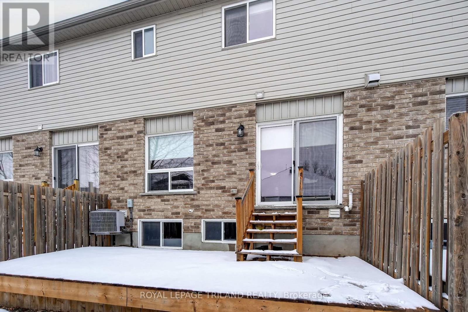 45 - 1220 Riverbend Road, London South, Ontario  N6K 0B4 - Photo 38 - X12826278