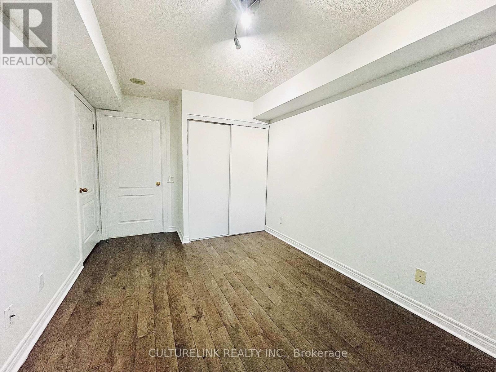 808 - 25 Times Avenue, Markham (Commerce Valley), Ontario  L3T 7X5 - Photo 6 - N12838834