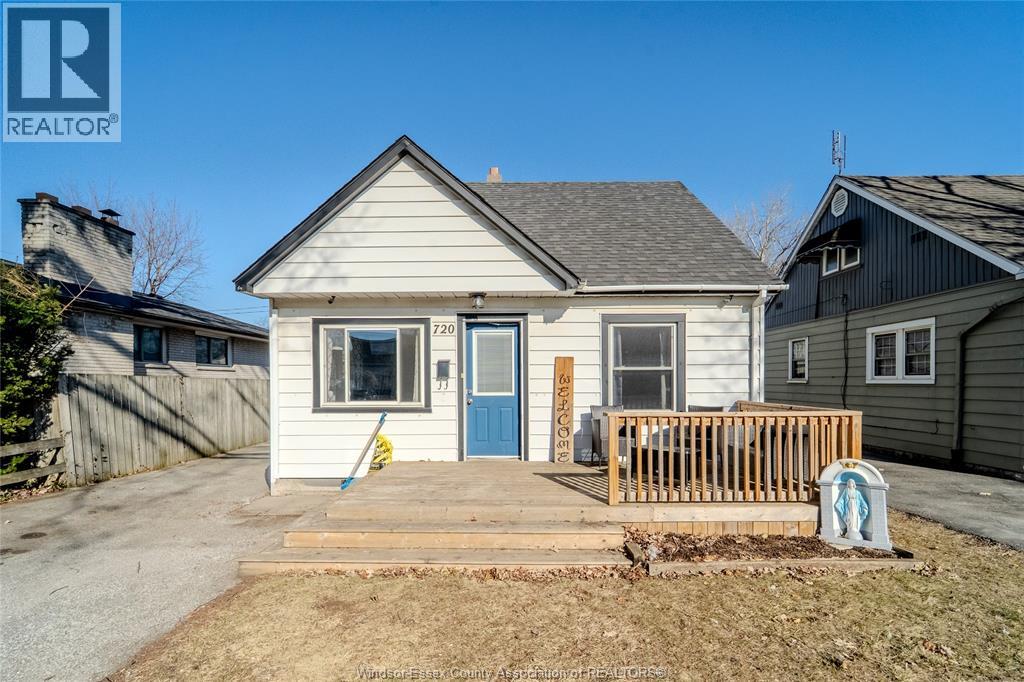 720 Vanier Street, Windsor, Ontario  N8X 3E6 - Photo 1 - 26004396