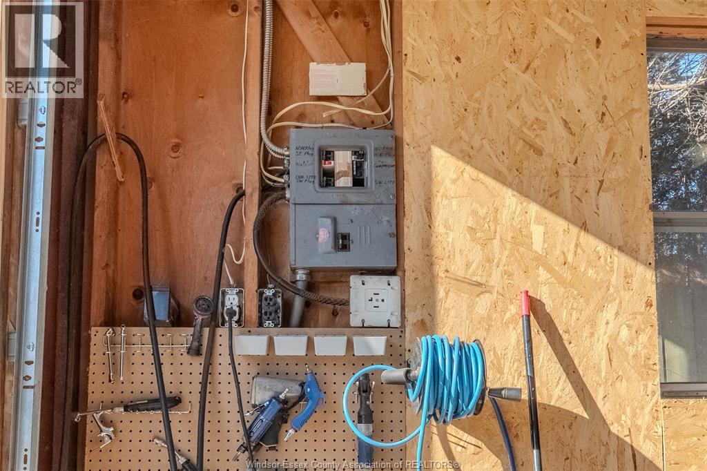 720 Vanier Street, Windsor, Ontario  N8X 3E6 - Photo 17 - 26004396