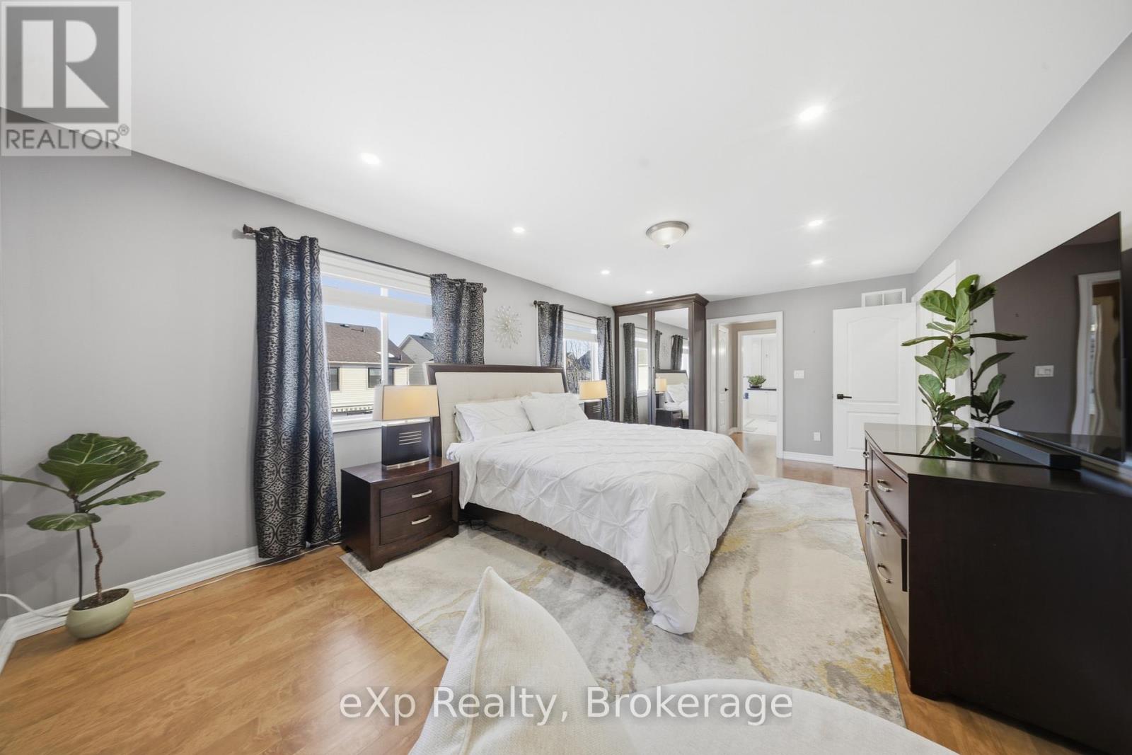 1360 Hill Street, Milton, Ontario  L9T 6M3 - Photo 24 - W12838994