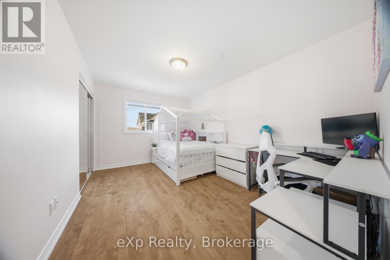 1360 Hill Street, Milton, Ontario  L9T 6M3 - Photo 33 - W12838994