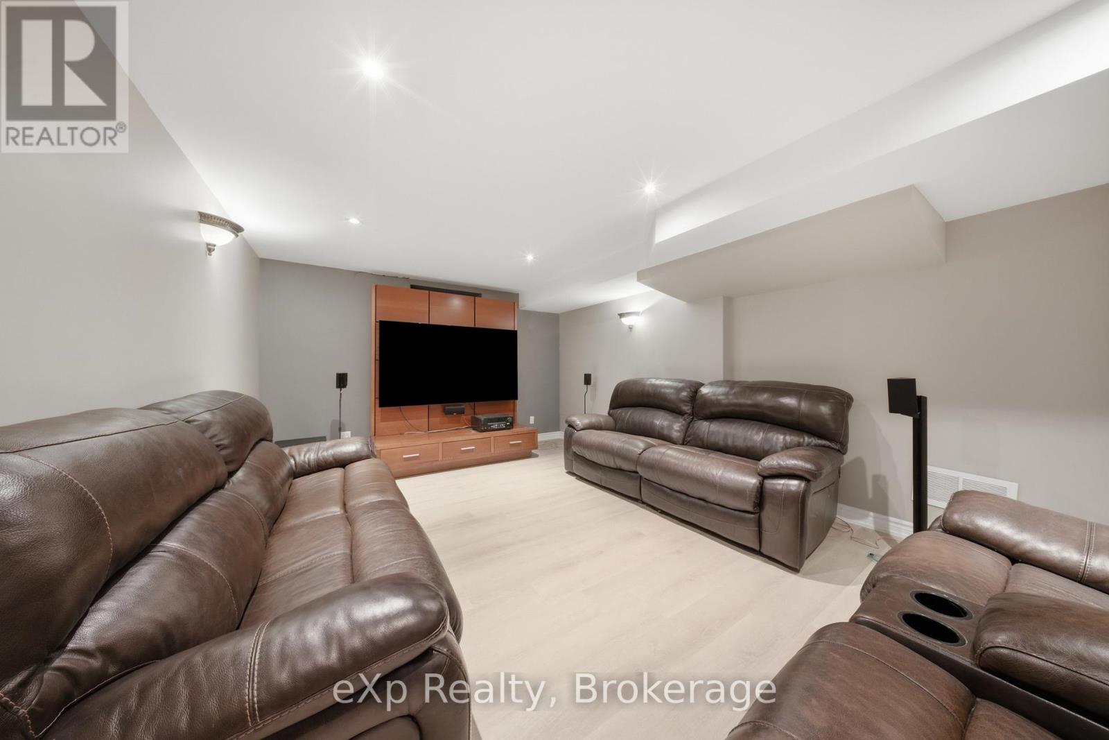 1360 Hill Street, Milton, Ontario  L9T 6M3 - Photo 41 - W12838994