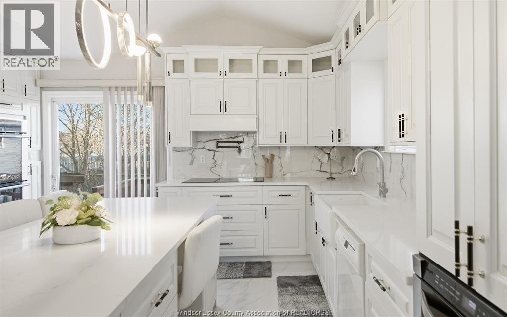 2820 Wildberry Crescent, Tecumseh, Ontario  N9K 1C2 - Photo 5 - 26004423