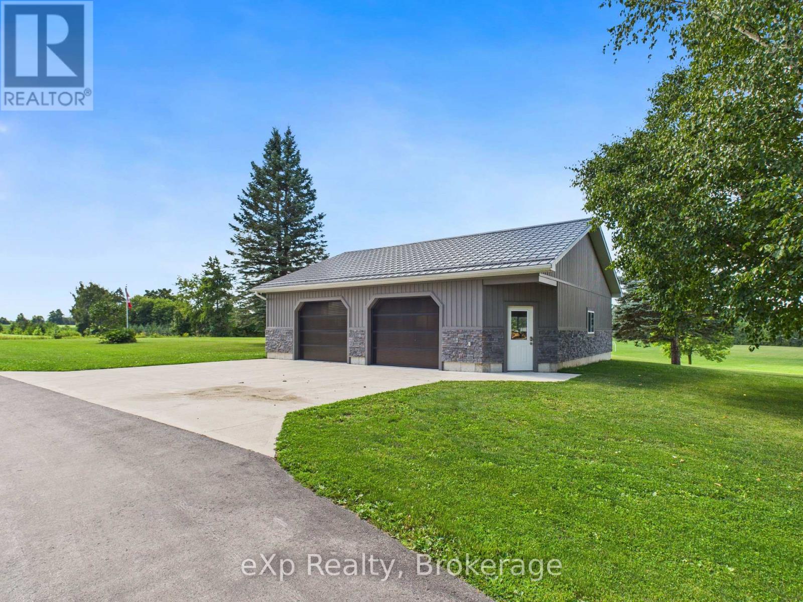 953 Greenock-Brant Line, Brockton, Ontario  N0G 1J0 - Photo 22 - X12839016