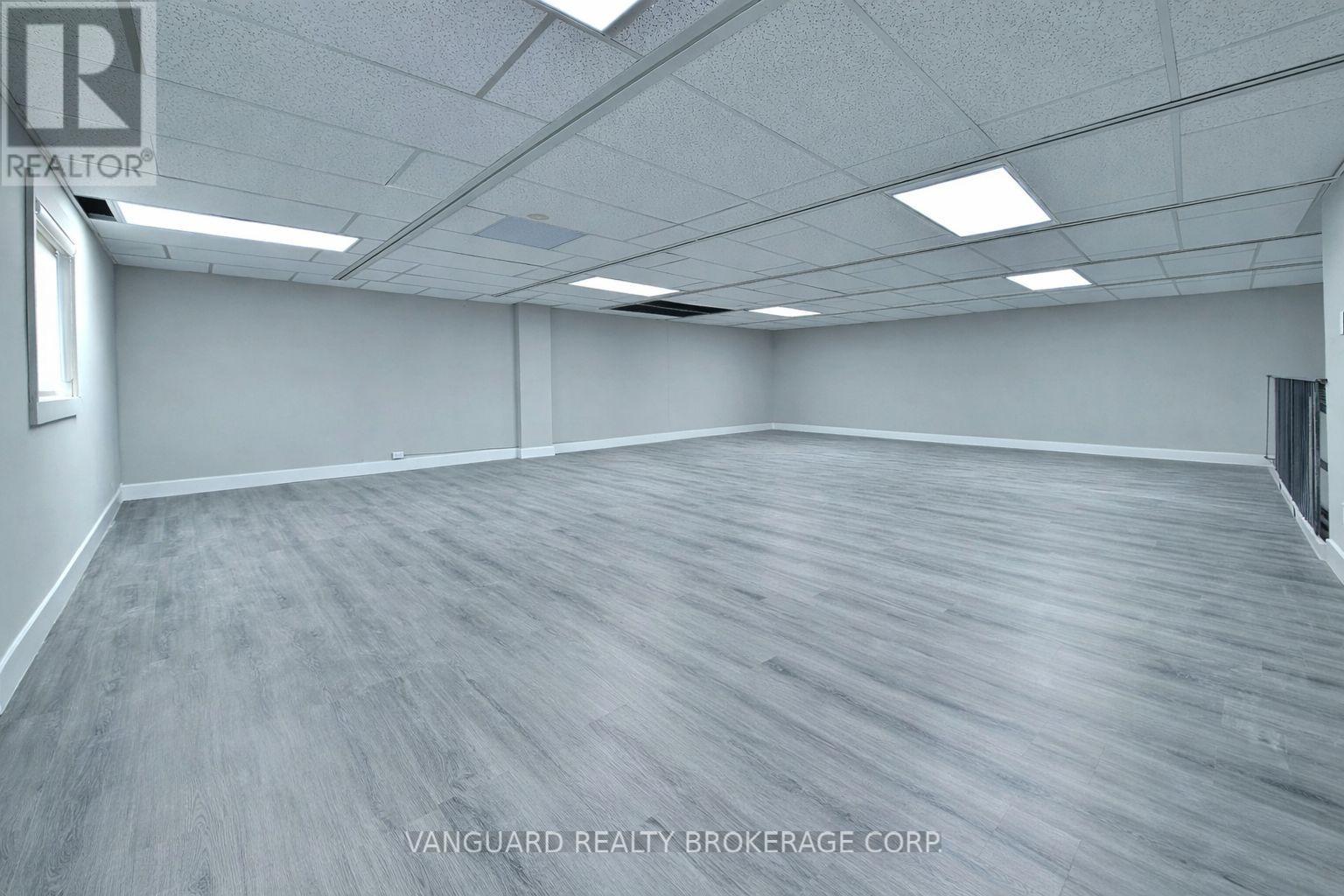 38 - 2901 Steeles Avenue, Toronto, Ontario  M3J 3A5 - Photo 8 - W12218313