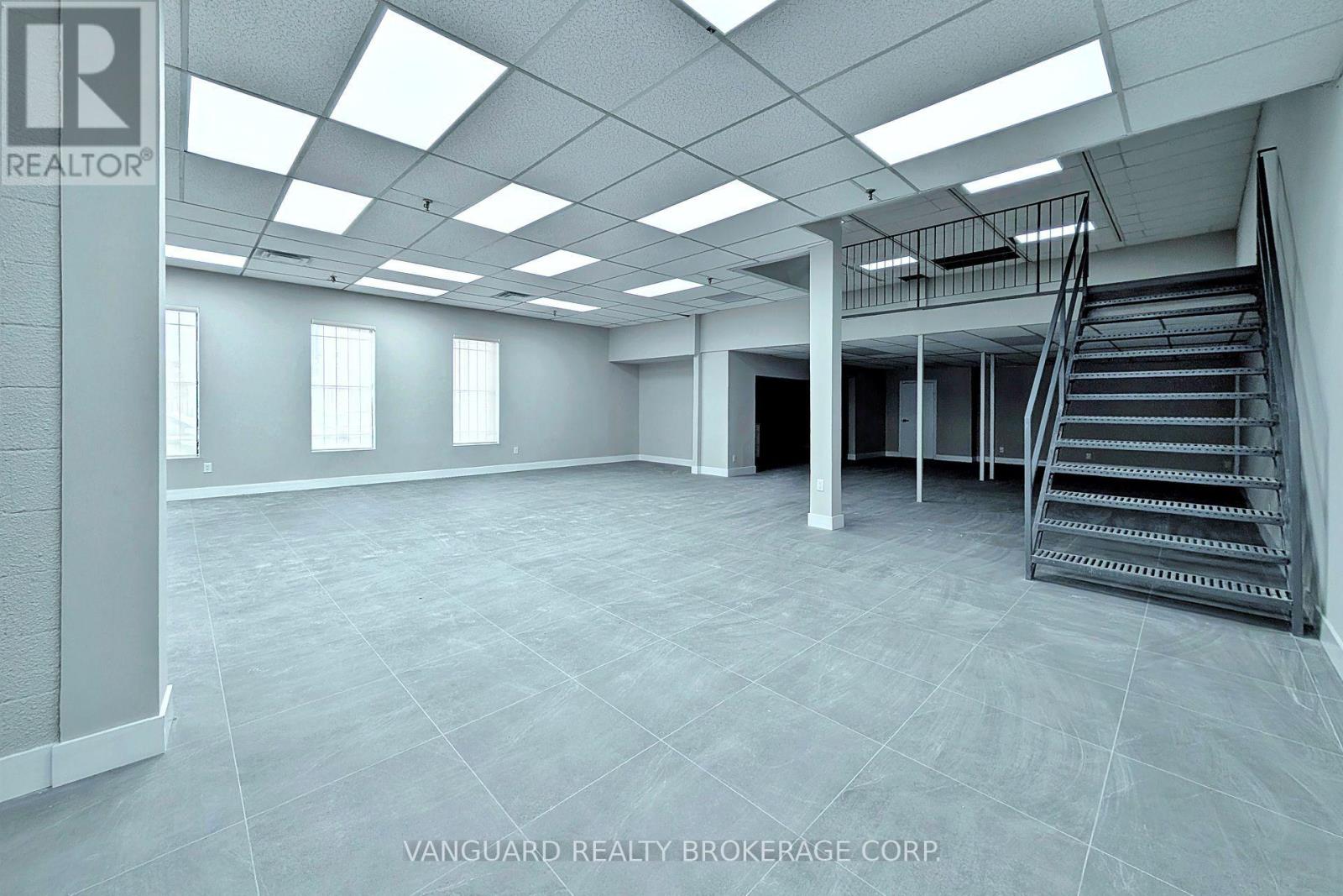 38 - 2901 Steeles Avenue, Toronto, Ontario  M3J 3A5 - Photo 6 - W12218313