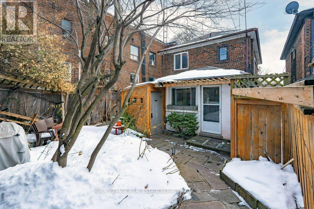 40 Heydon Park Road, Toronto, Ontario  M6J 2C8 - Photo 37 - C12839010