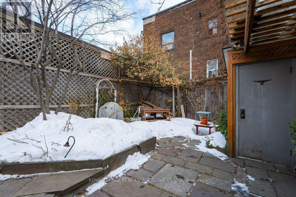 40 Heydon Park Road, Toronto, Ontario  M6J 2C8 - Photo 38 - C12839010
