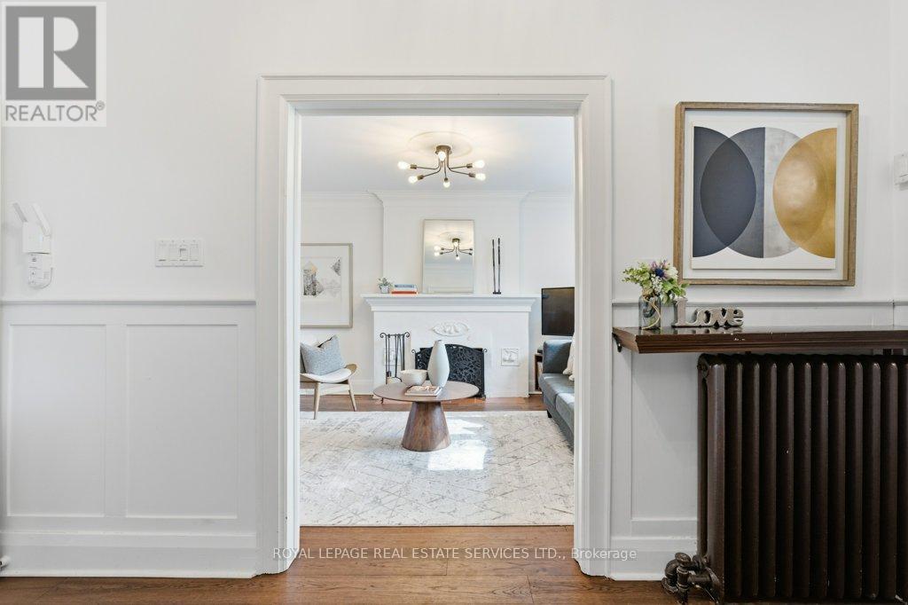 40 Heydon Park Road, Toronto, Ontario  M6J 2C8 - Photo 5 - C12839010